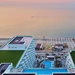 Seapearl In Infinity Pools And Spa-parking דירה Năvodari